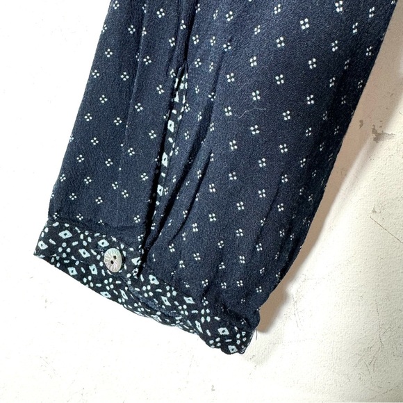 J.Jill Navy Blue Print Rayon V-neck Tunic Blouse - Picture 7 of 9